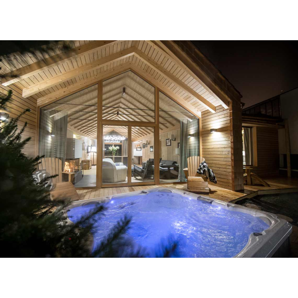 Spa Jacuzzi 4-5 places J-235